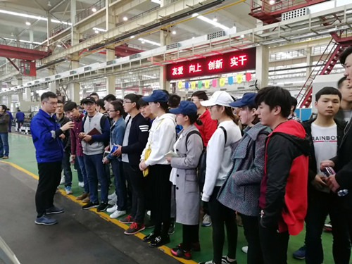 西科大师生来公司参观学习