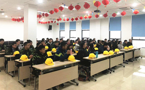 兰州理工大学师生来公司参观学习