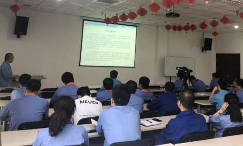 公司人力资源部举办常见轴承失效与预防培训讲座